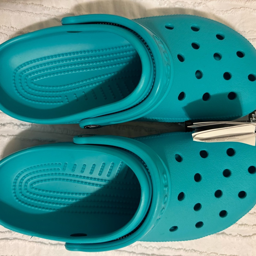 Brand new crocs, women’s size 10